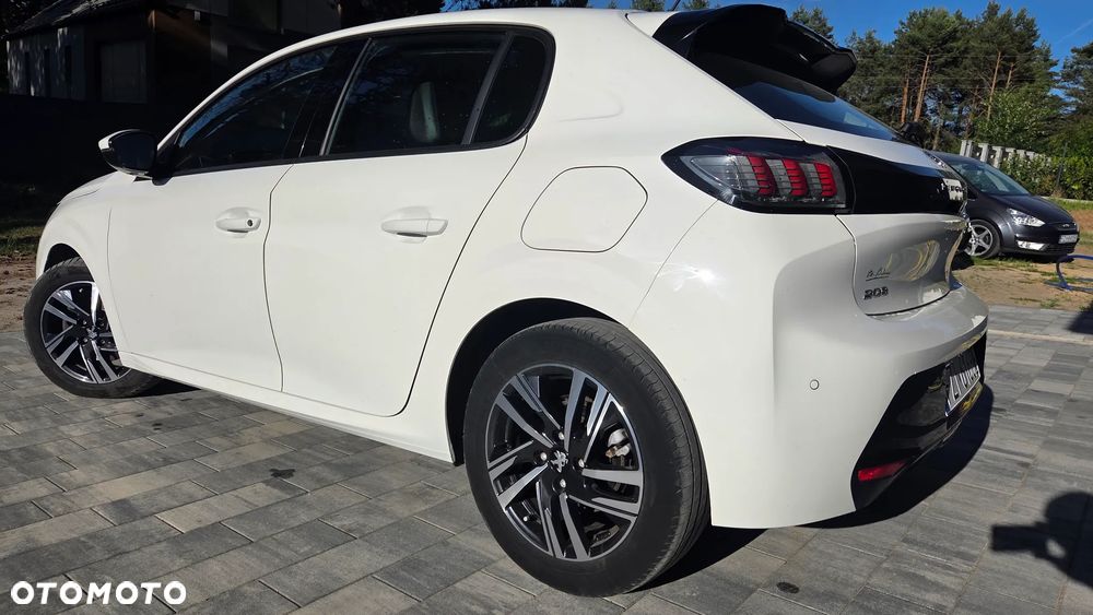 Peugeot 208 PureTech 100 EAT8 Active - 17