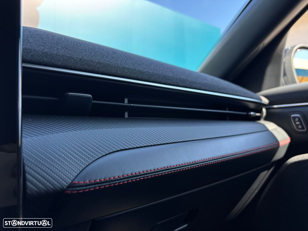 Ford Mustang Mach-E AWD PREMIUM - 28