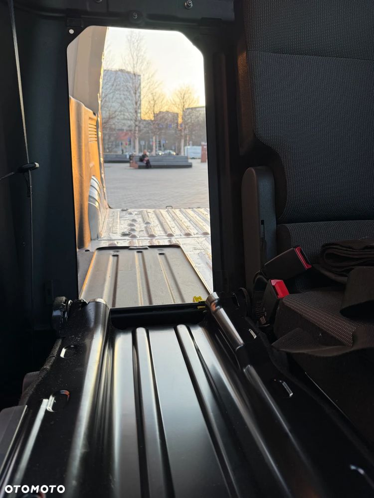 Toyota Proace City - 19