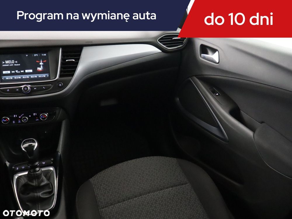 Opel Crossland X - 10