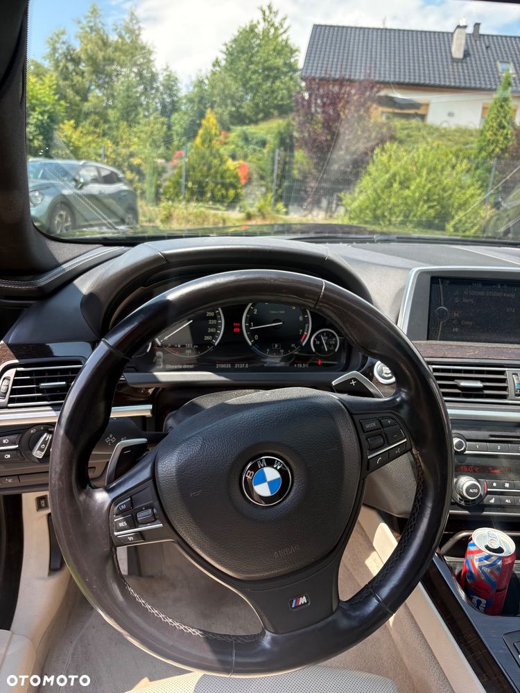 BMW Seria 6 650i - 7
