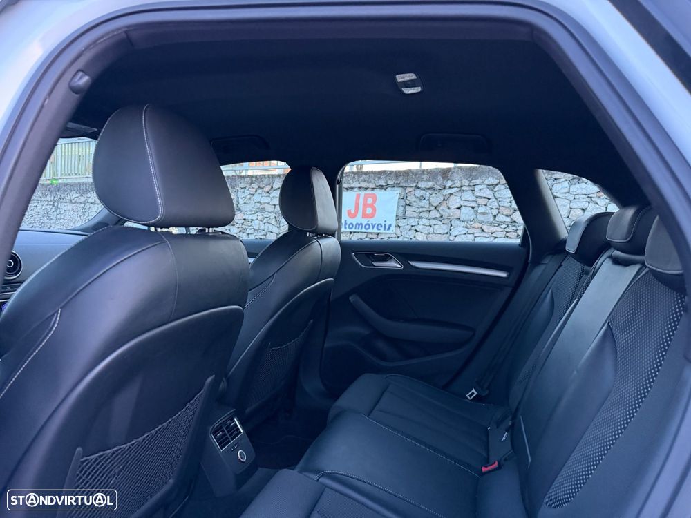 Audi A3 Sportback 1.6 TDI S-line - 13