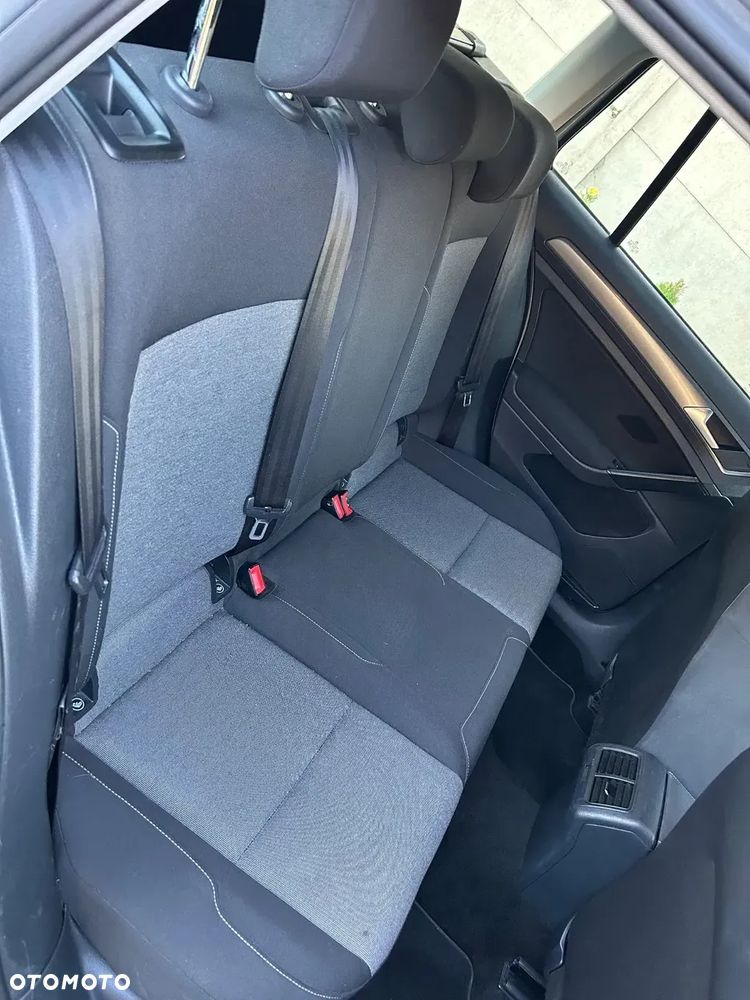 Volkswagen Golf VII 1.6 TDI BMT Trendline - 13