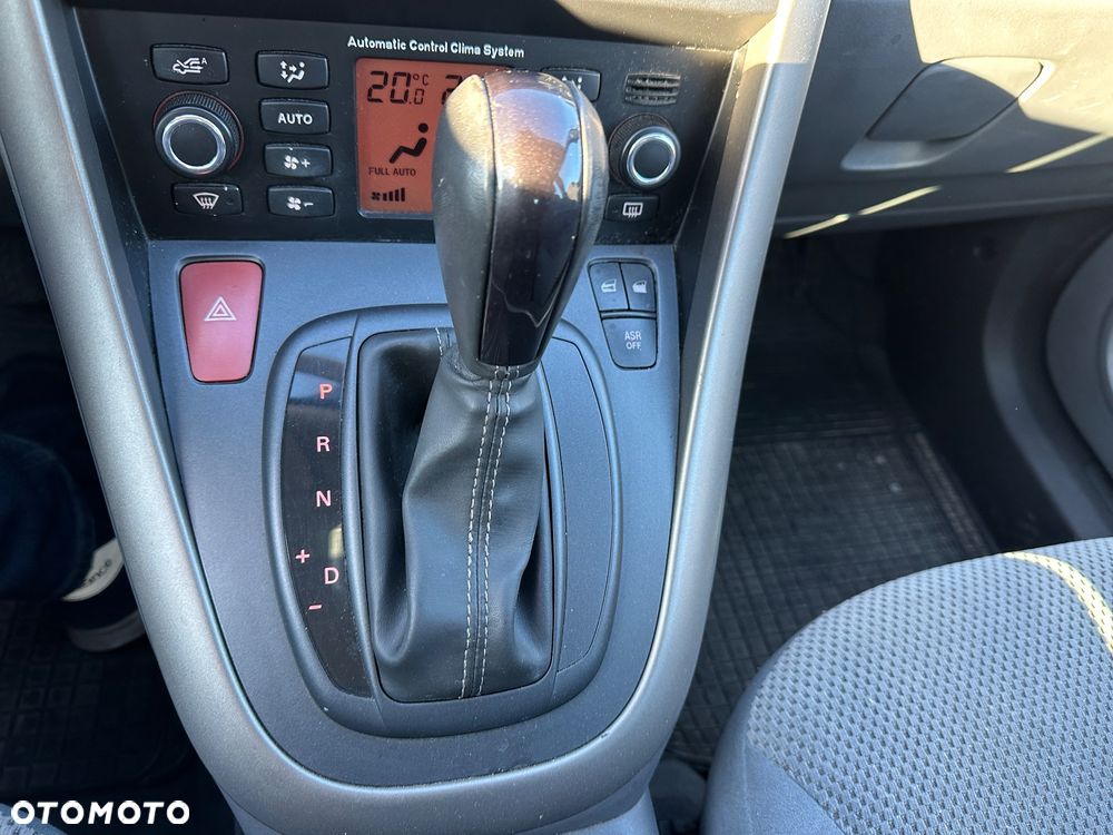 Fiat Croma 2.2 16V Automatik Dynamic - 9