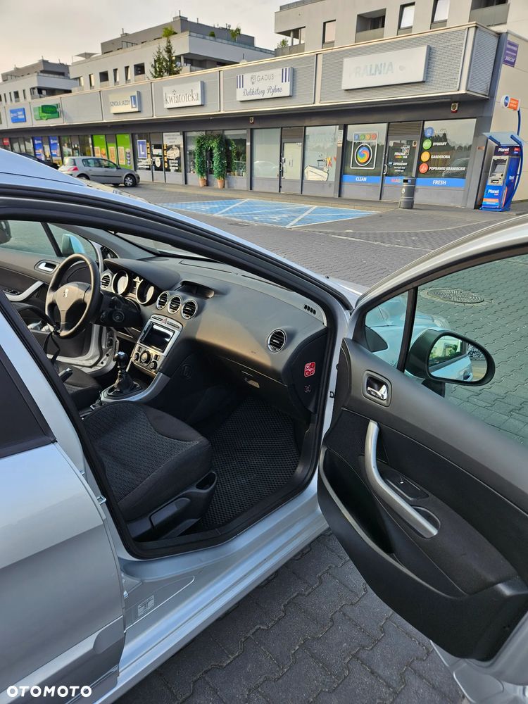 Peugeot 308 1.6 HDi Premium - 24