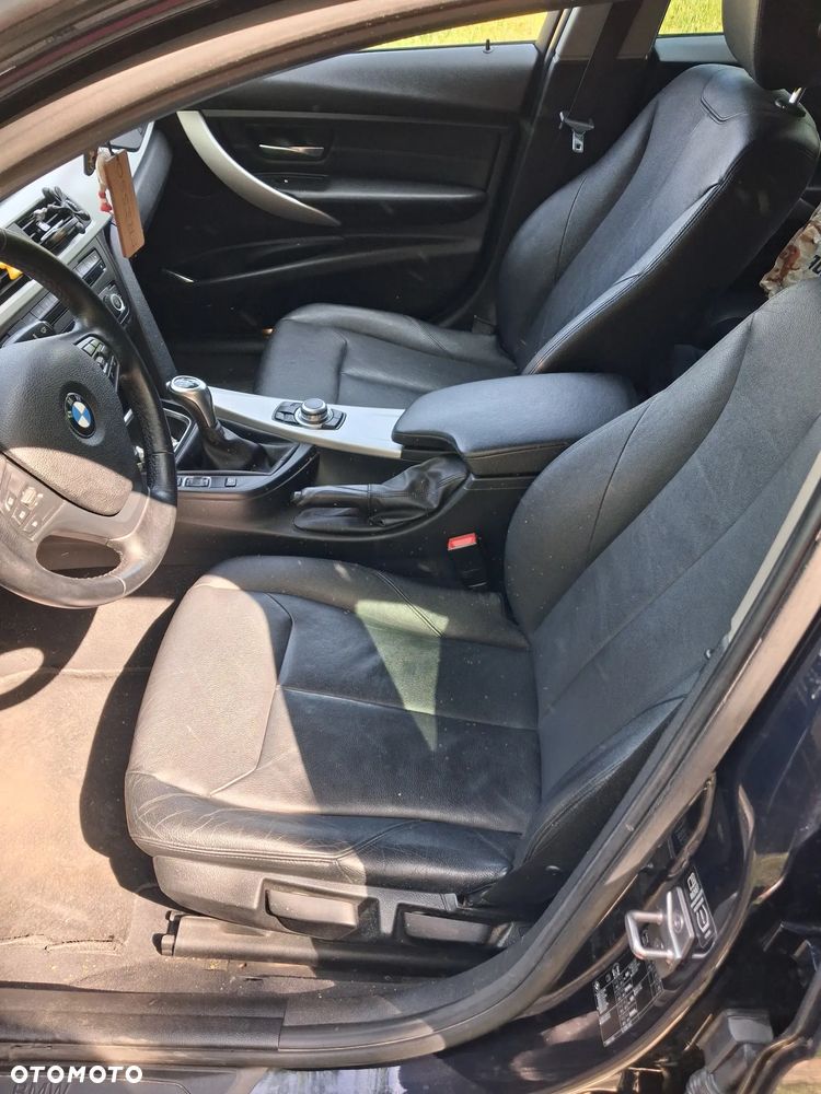 BMW Seria 3 318d DPF - 7