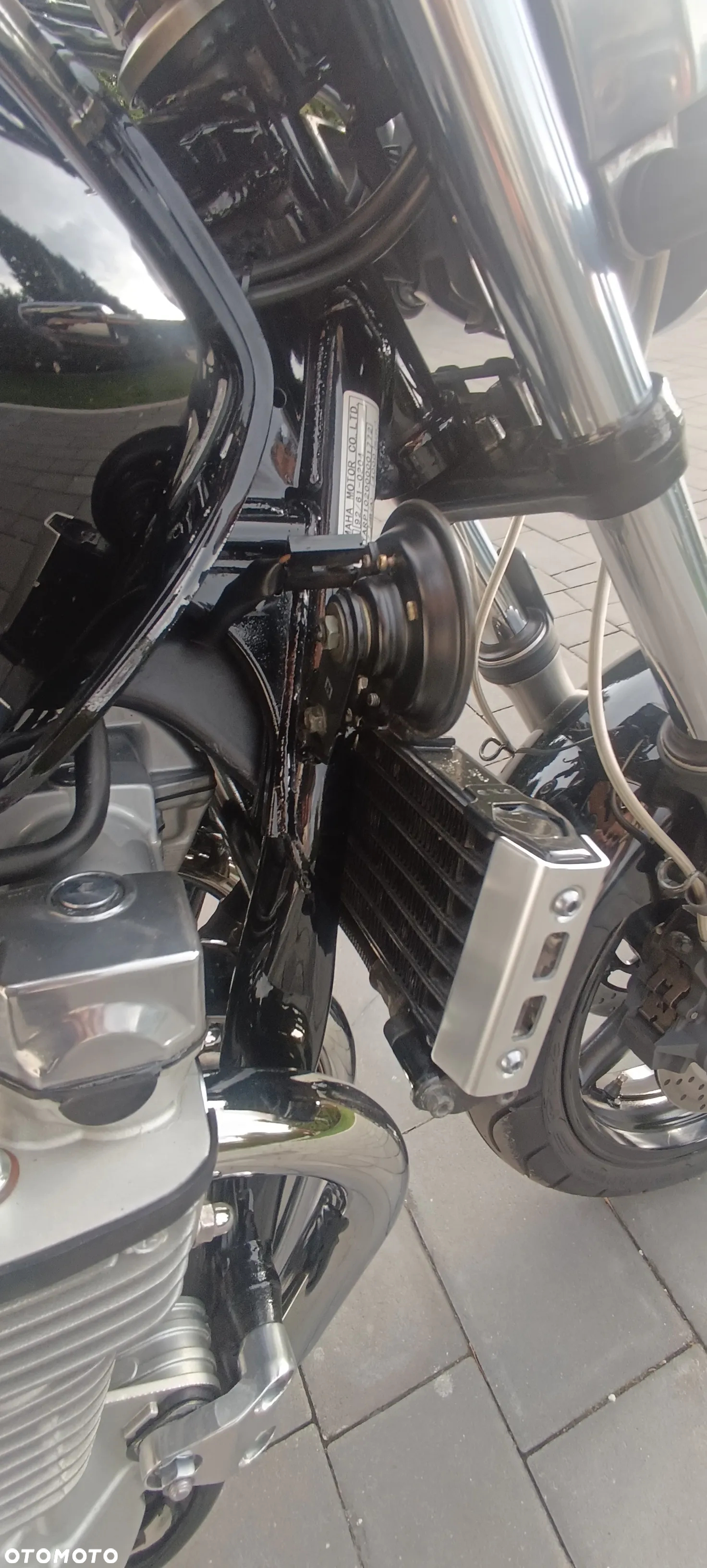 Yamaha XJR - 21
