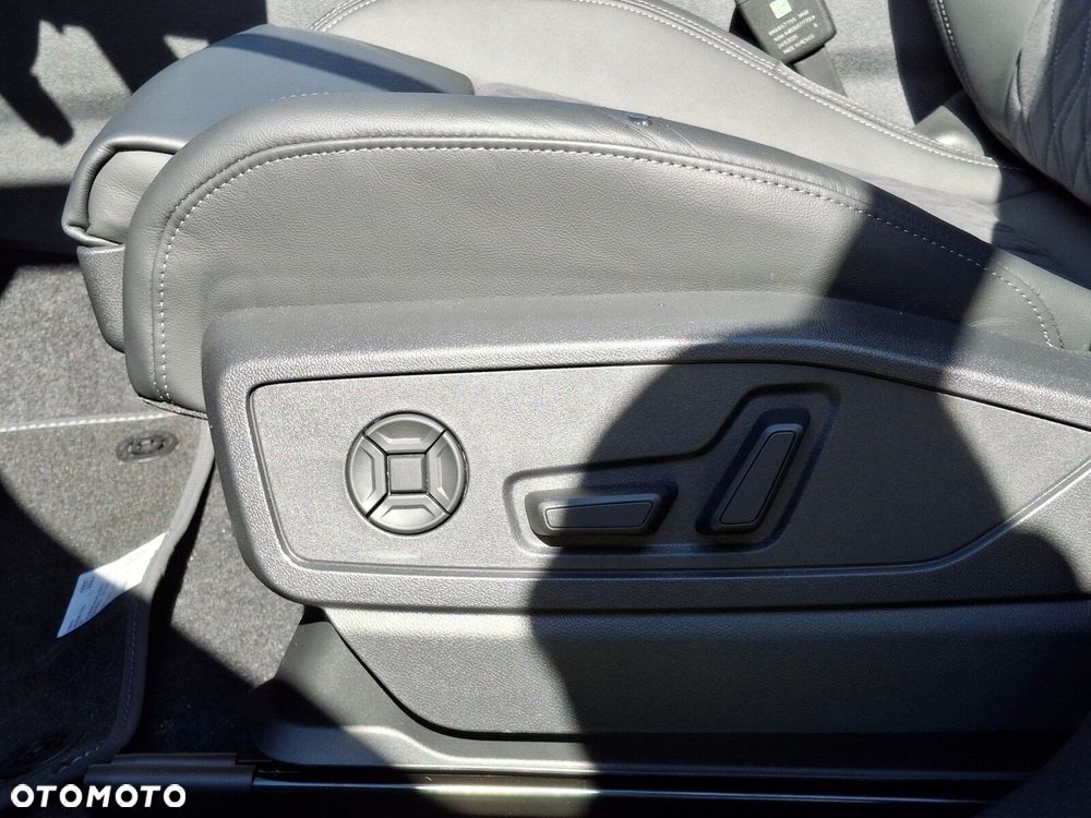 Audi Q5 Sportback - 26