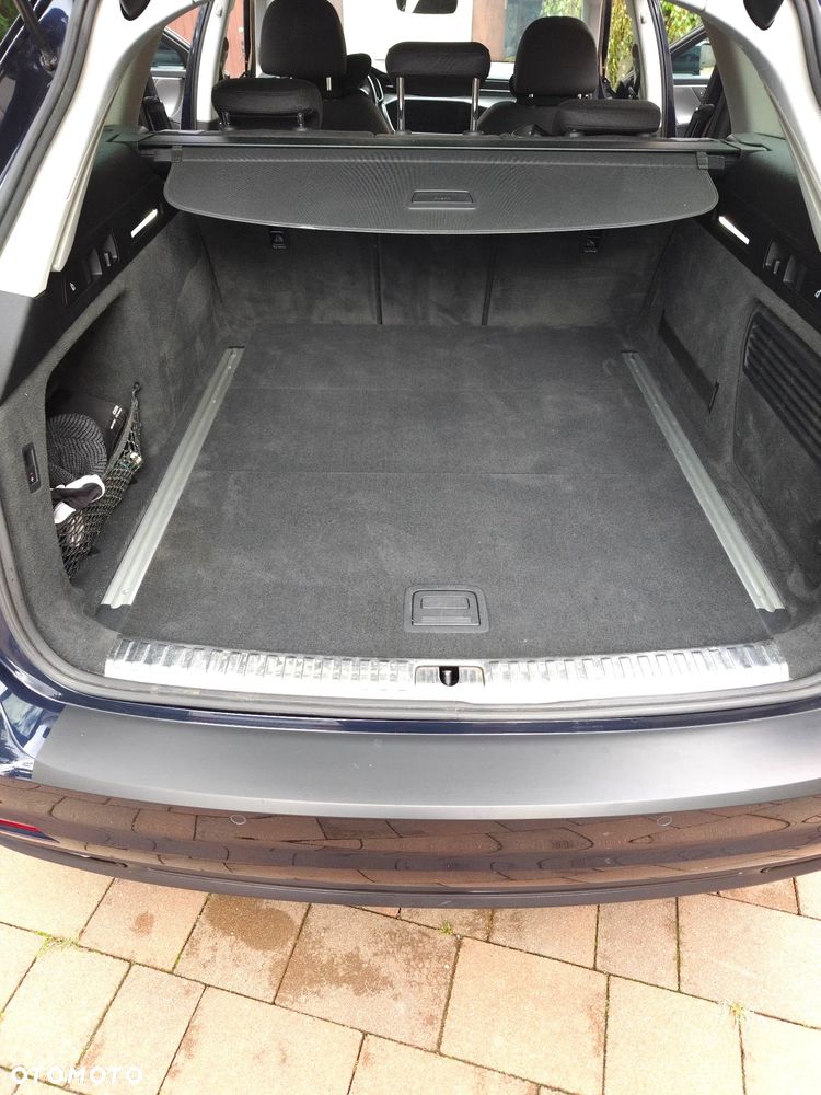 Audi A6 Avant 40 TDI quattro S tronic - 31