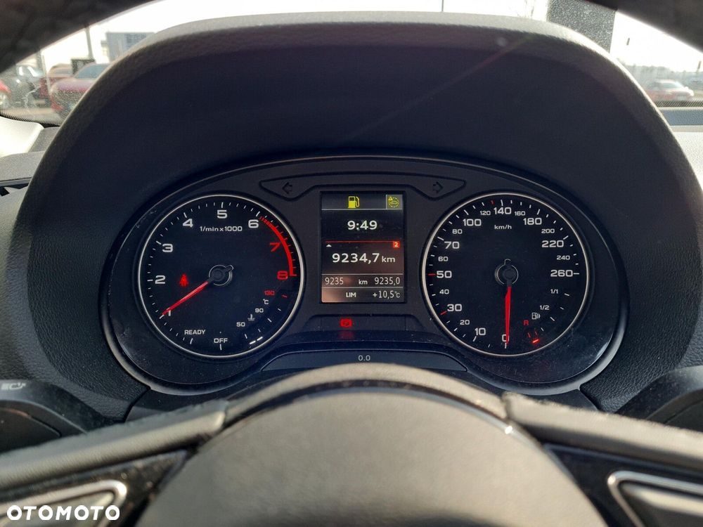 Audi Q2 30 TFSI - 21