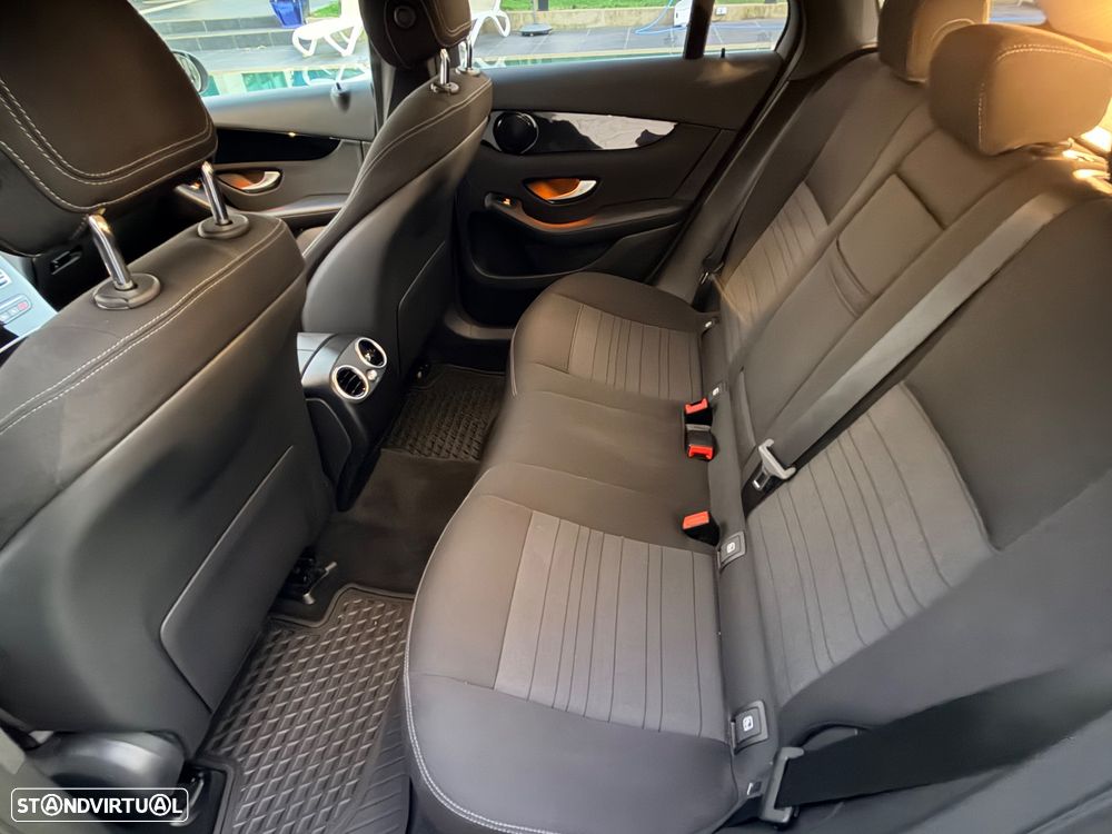 Mercedes-Benz GLC 300 d 4Matic - 16