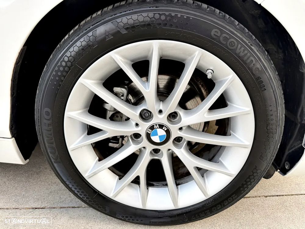 BMW 218 i Cabrio Line Sport Auto - 42