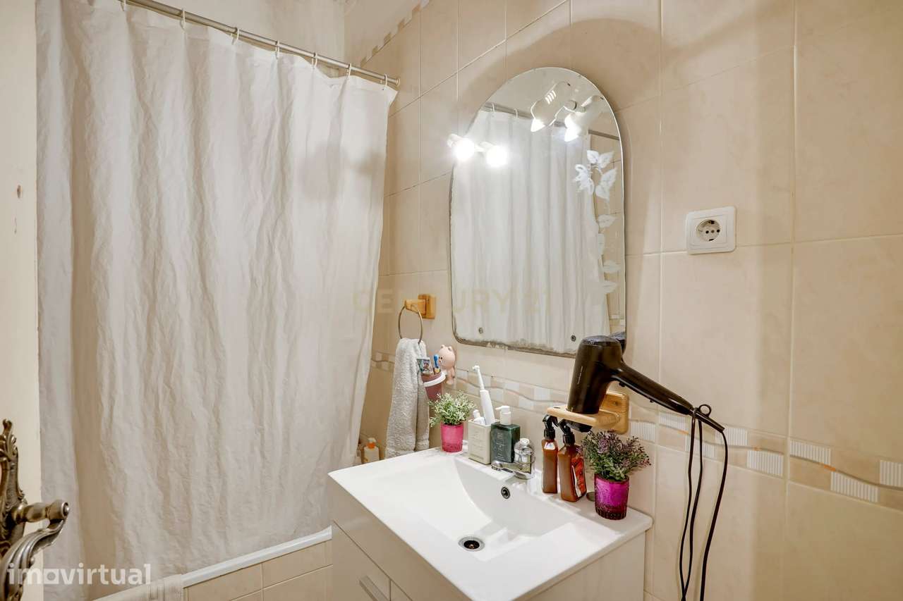 Apartamento T1 + 1 com Varanda - Grande imagem: 3/26