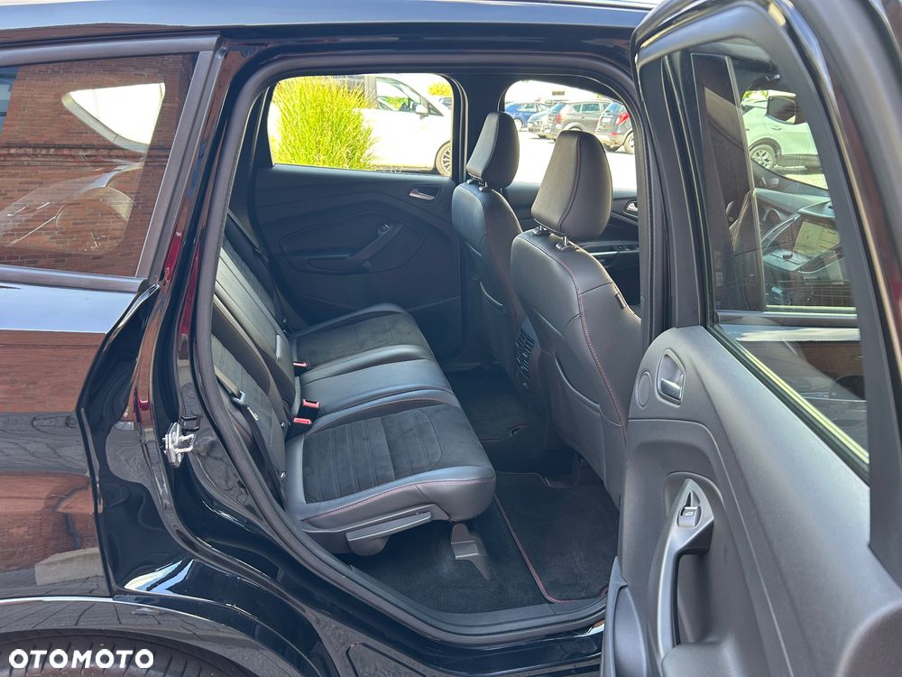 Ford Kuga 1.5 EcoBoost 2x4 ST-Line - 19