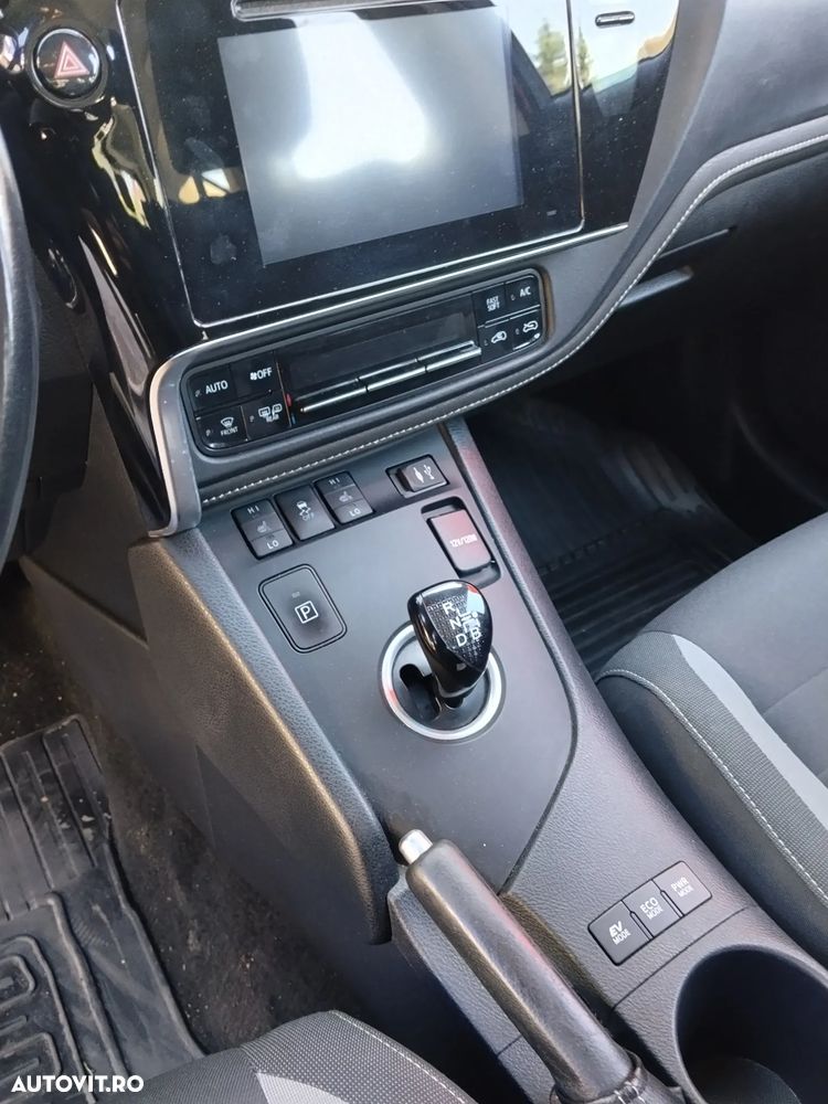 Toyota Auris - 13