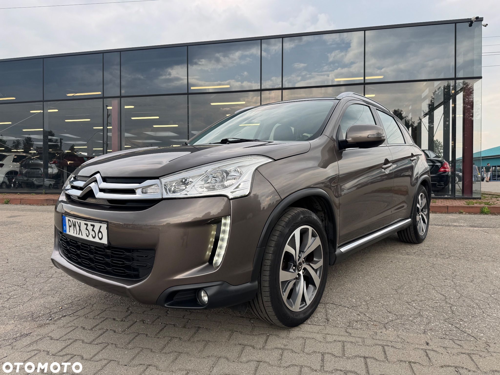 Citroën C4 Aircross e-HDi 115 Stop & Start 4WD Exclusive - 1