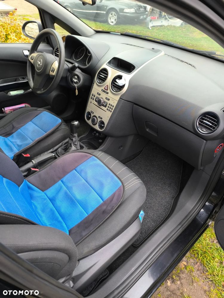 Opel Corsa 1.4 16V Sport - 12