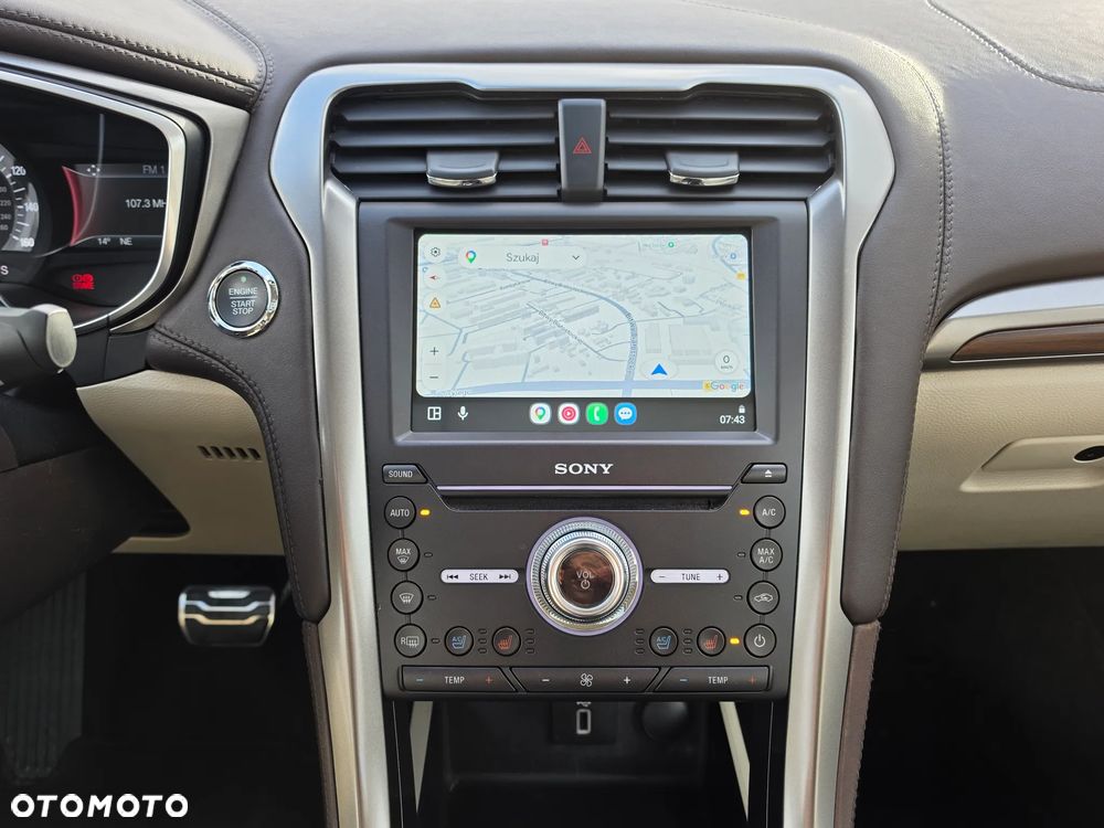 Ford Fusion - 15