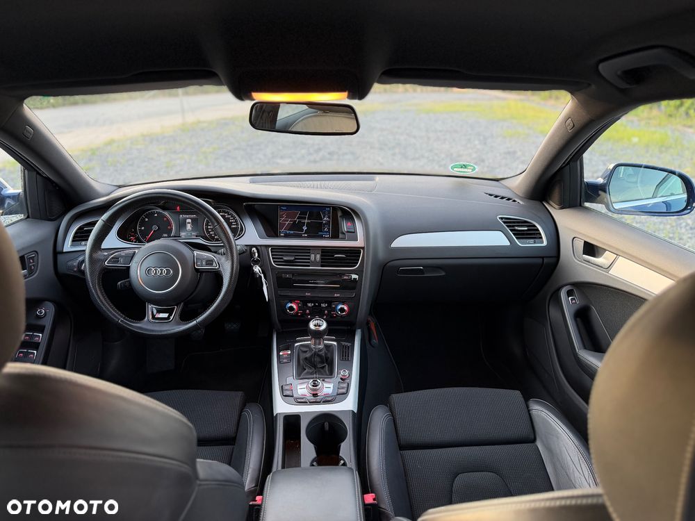 Audi A4 Avant 2.0 TDI sport - 24