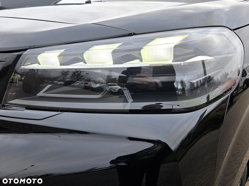 Peugeot Traveller - 16