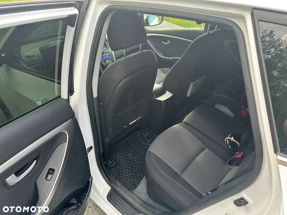 Hyundai i30 1.4 BlueDrive Classic - 16
