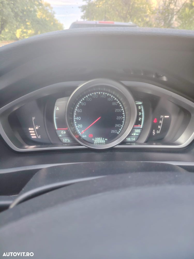 Volvo V40 D2 Aut. Kinetic - 11