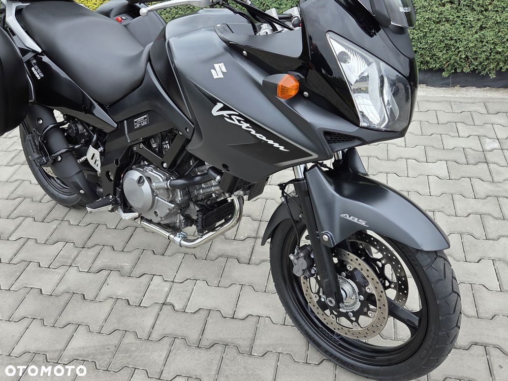 Suzuki V-STROM - 16