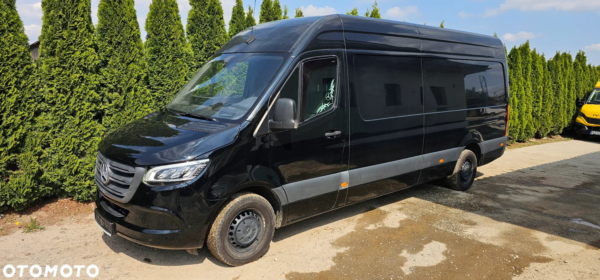 Mercedes-Benz Sprinter - 4