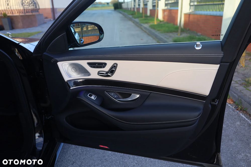 Mercedes-Benz Klasa S 400 d 4-Matic L 9G-TRONIC - 36
