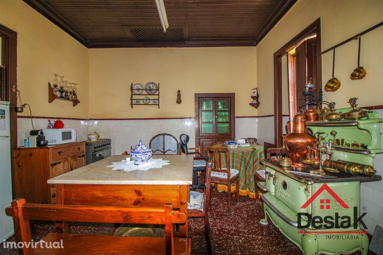 Moradia isolada V8 situada em zona histórica - Grande imagem: 2/36