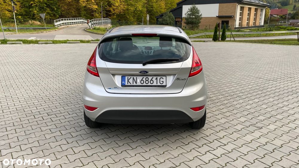Ford Fiesta - 8