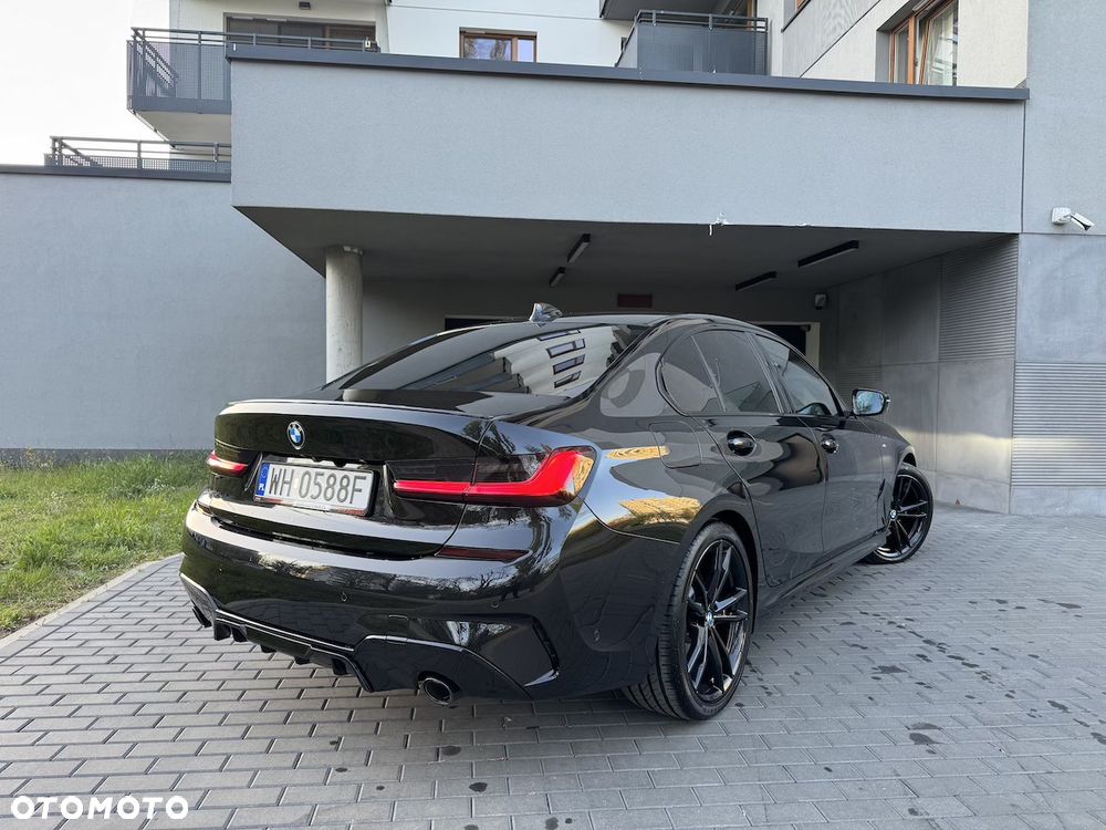 BMW Seria 3 318d M Sport - 9