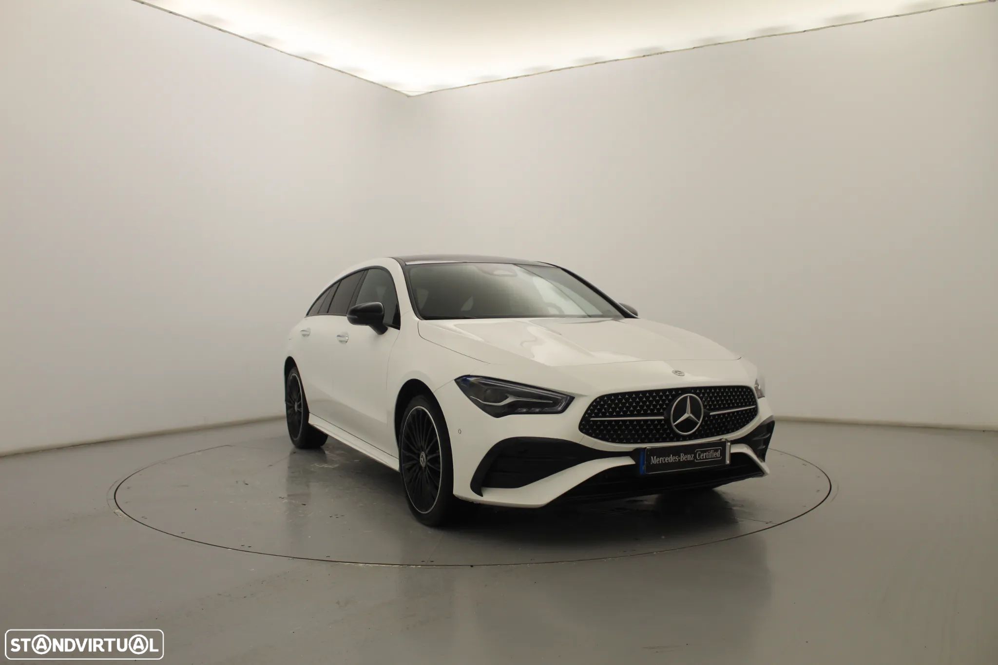 Mercedes-Benz CLA 250 e Shooting Brake AMG Line - 1