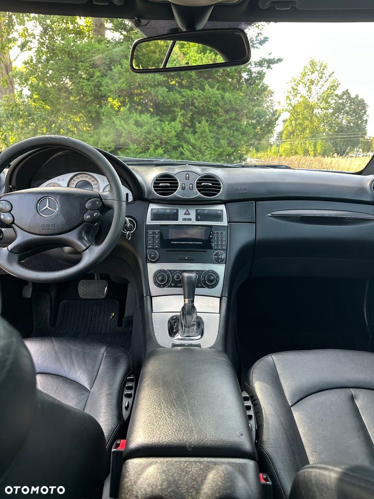 Mercedes-Benz CLK 320 CDI 7G-TRONIC Avantgarde DPF Sport Edition - 26