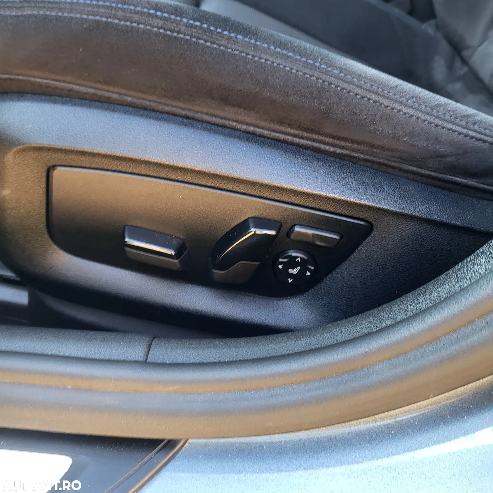 BMW Seria 5 520d xDrive AT - 2