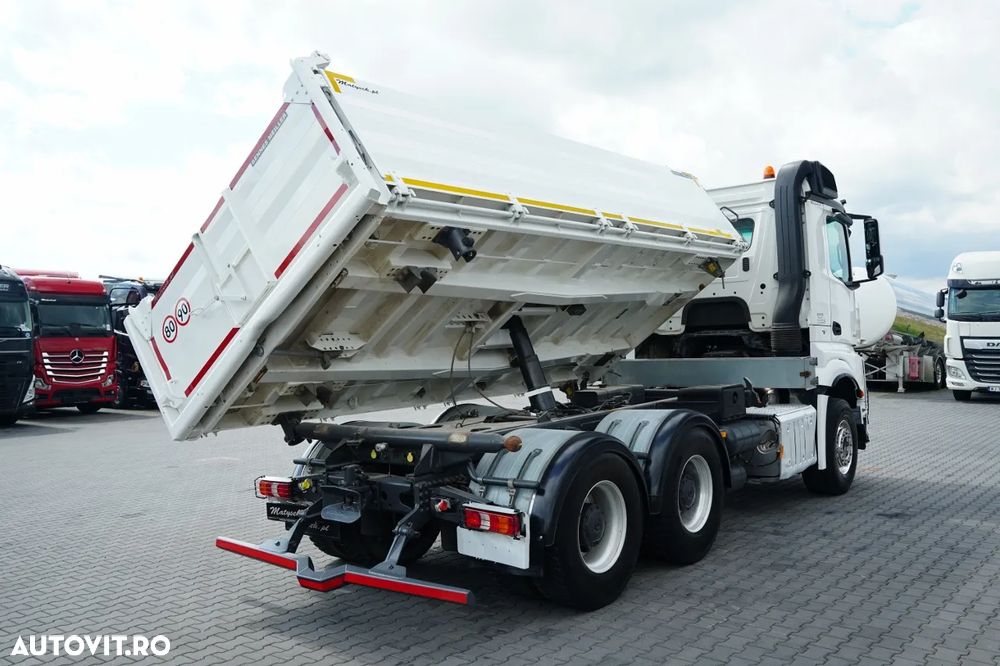 Mercedes-Benz AROCS 2658 / BASCULATOR 3 LATE / SARCINĂ UTILĂ 14 TONE / JANTE DIN ALIAJ / EURO 6 / - 10
