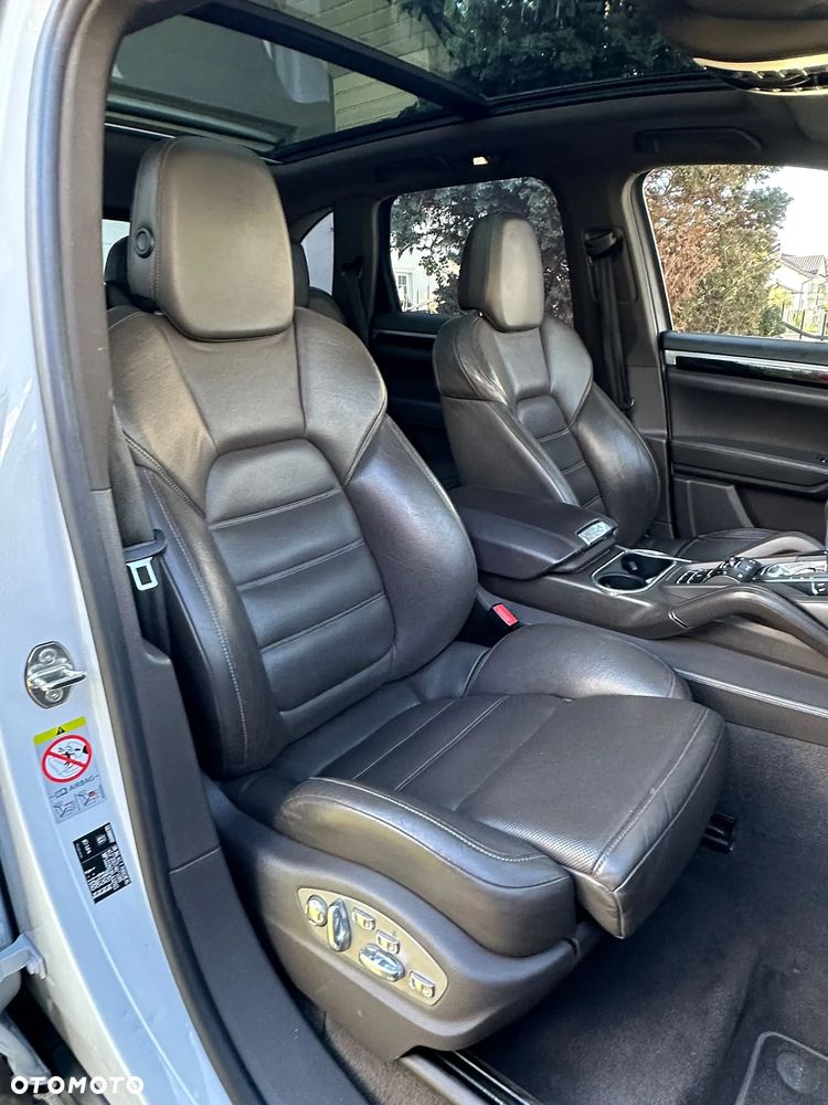 Porsche Cayenne Diesel Platinum Edition - 39
