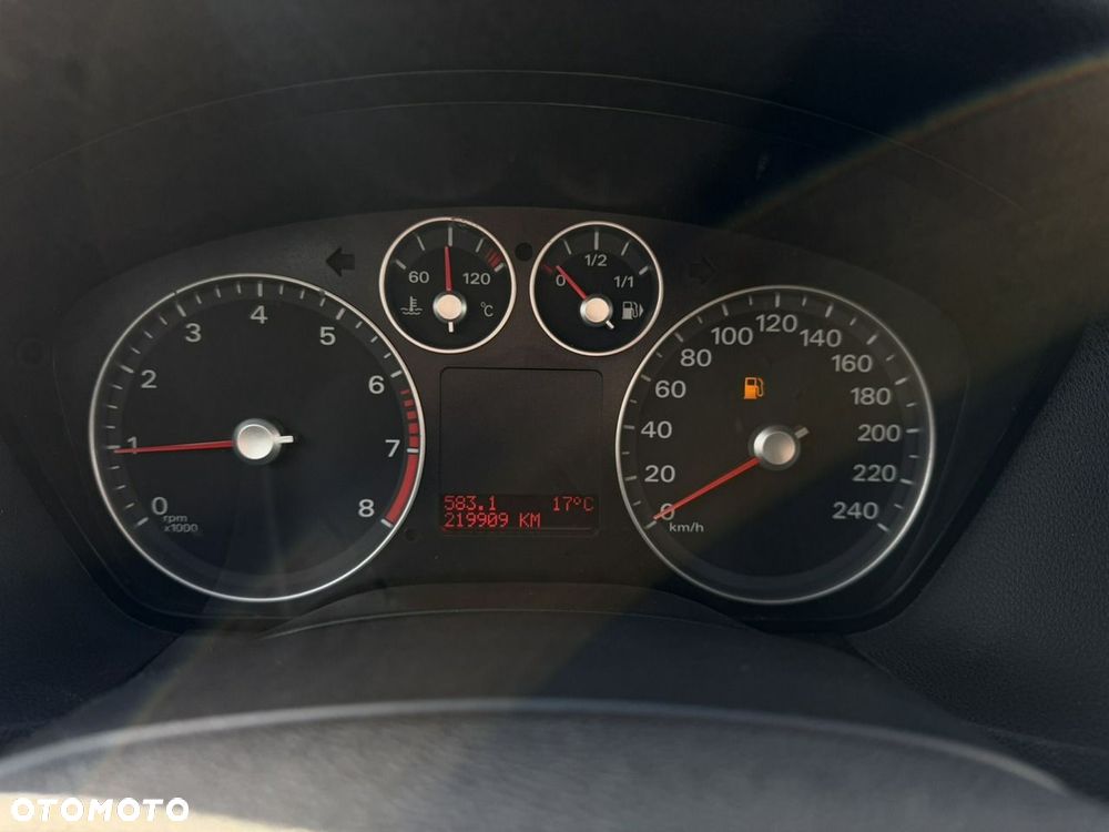 Ford Focus - 31