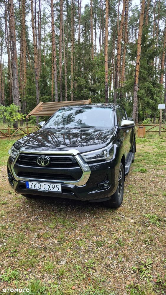 Toyota Hilux - 2