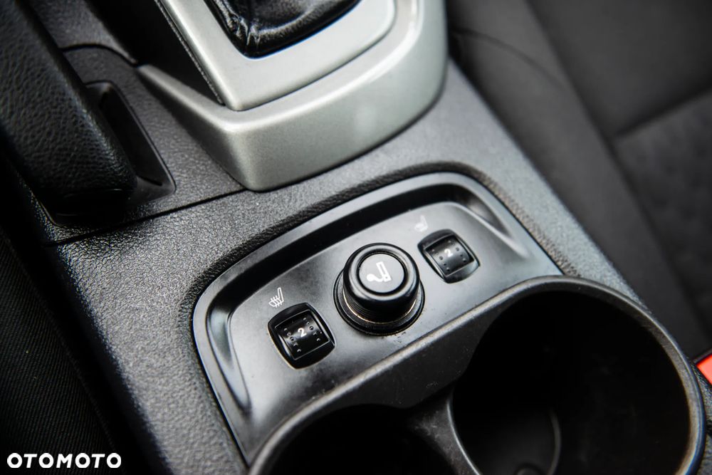 Ford Focus 1.0 EcoBoost Edition - 26