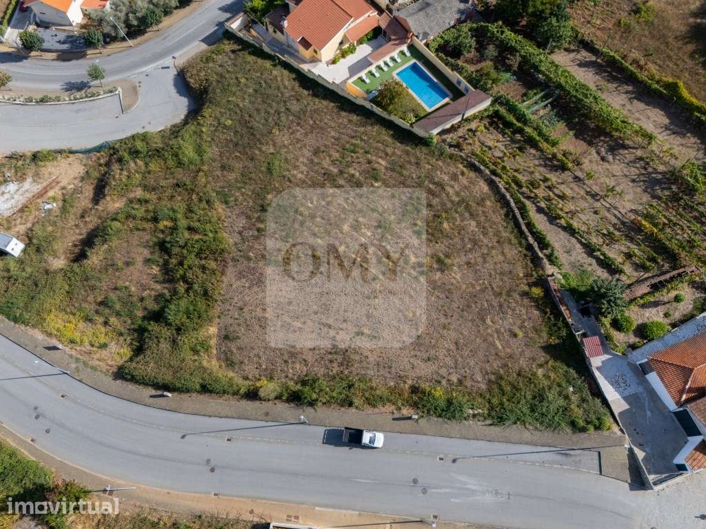 Lote em Sabrosa para Construção de Moradia Unifamiliar - Grande imagem: 2/3