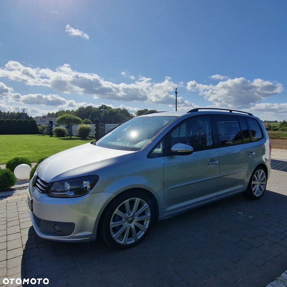 Volkswagen Touran 2.0 TDI DPF R-Line Edition - 1