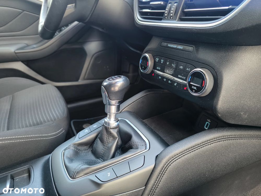 Ford Focus 1.5 EcoBoost STart-Stopp-System TITANIUM - 15