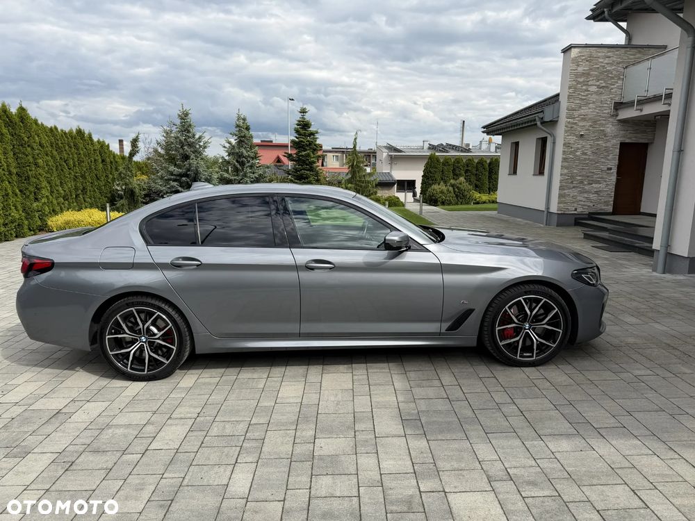 BMW Seria 5 540i xDrive mHEV M Sport sport - 4