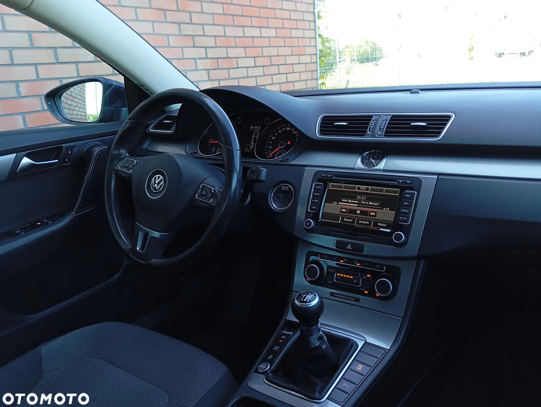 Volkswagen Passat 2.0 TDI Comfortline - 5