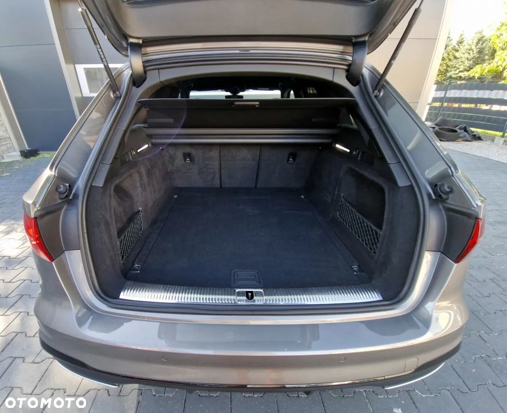 Audi A4 Avant 2022