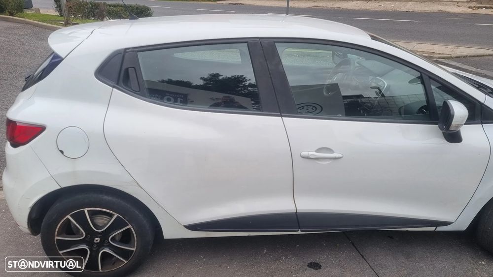 Renault Clio 1.5 dCi # - 5
