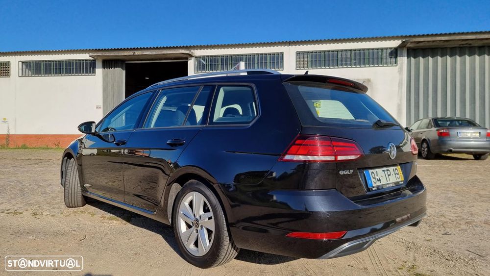 VW Golf Variant 1.6 TDi Confortline - 16
