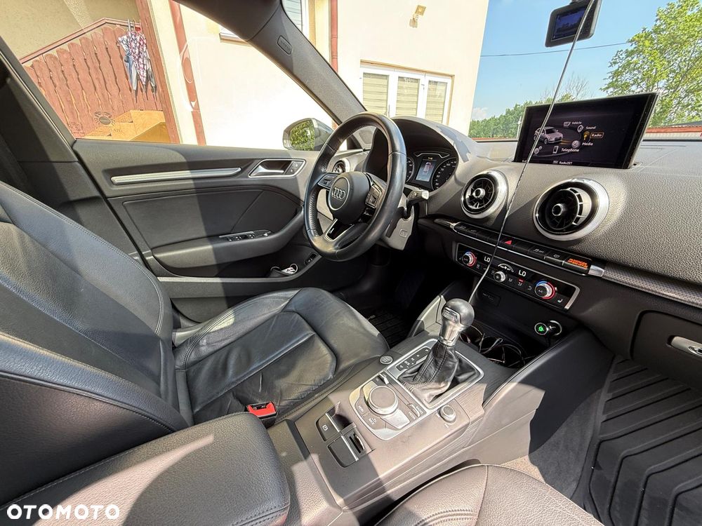 Audi A3 Sportback - 18