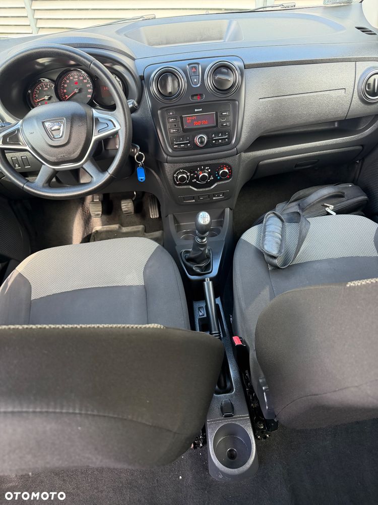 Dacia Lodgy - 23